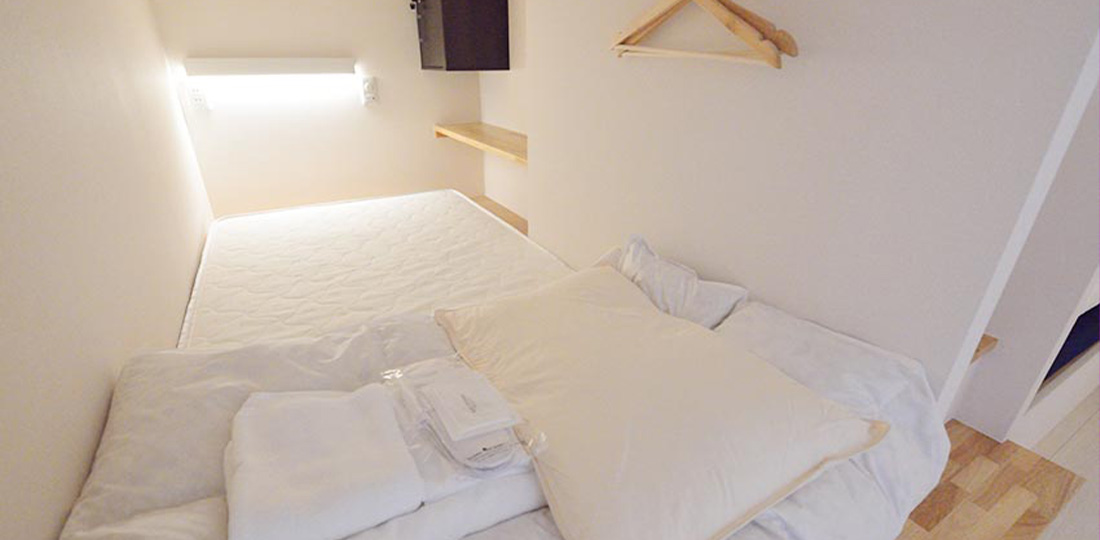 Dormitory bed